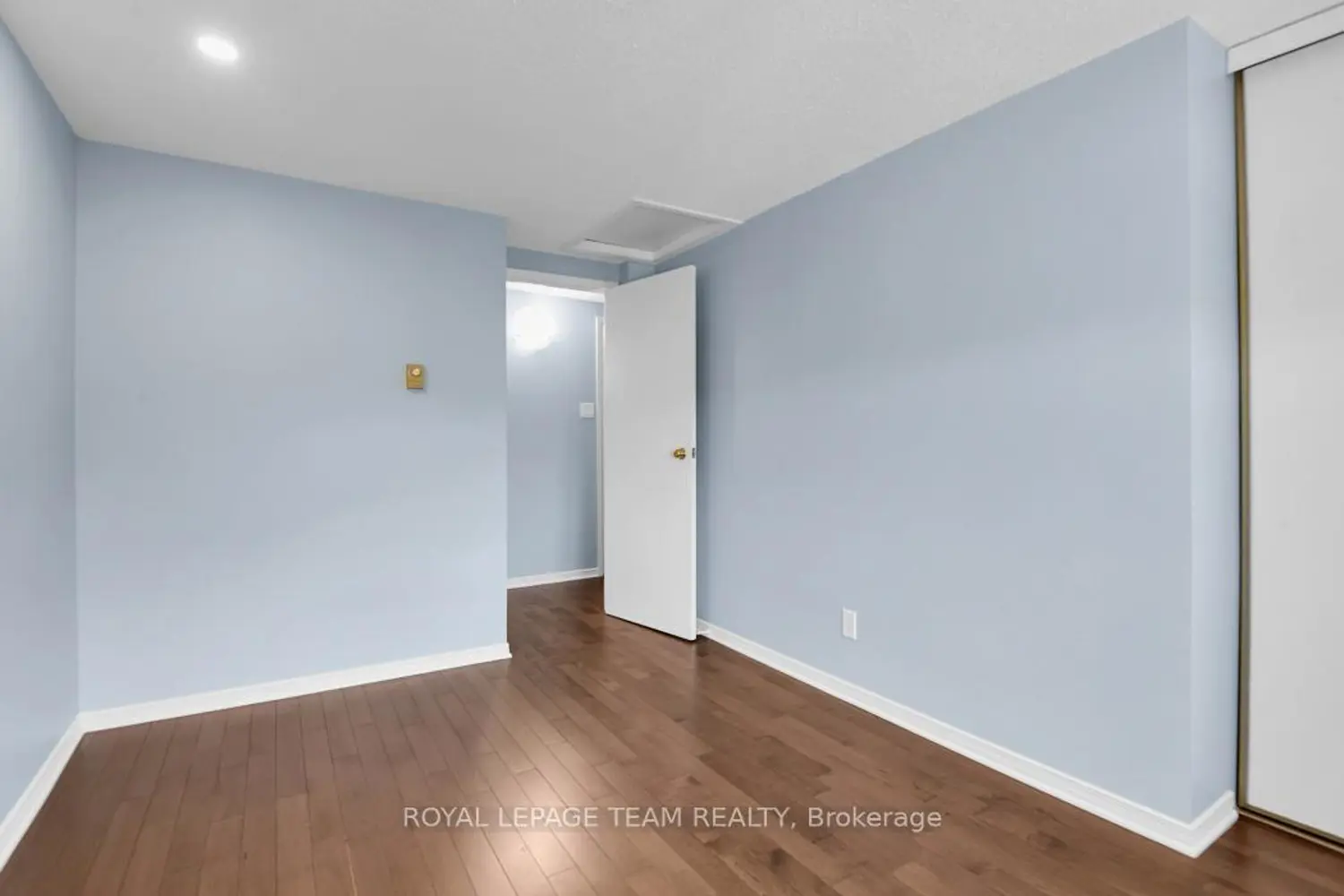 Additional image 12 of 2 Terrace Drive 202