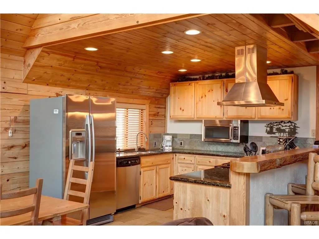 Additional image 36 of 39697 Lake Drive, Big Bear, CA 92315
