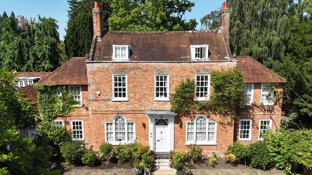 Additional image 29 of 4 bed detached house for saleChalk Lane, Epsom KT18