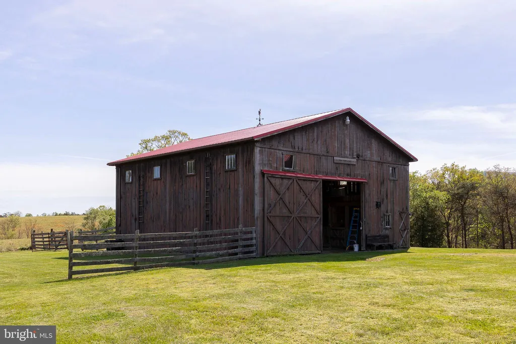 Additional image 67 of 453 Wheaton Drive, Purgitsville, WV 26852