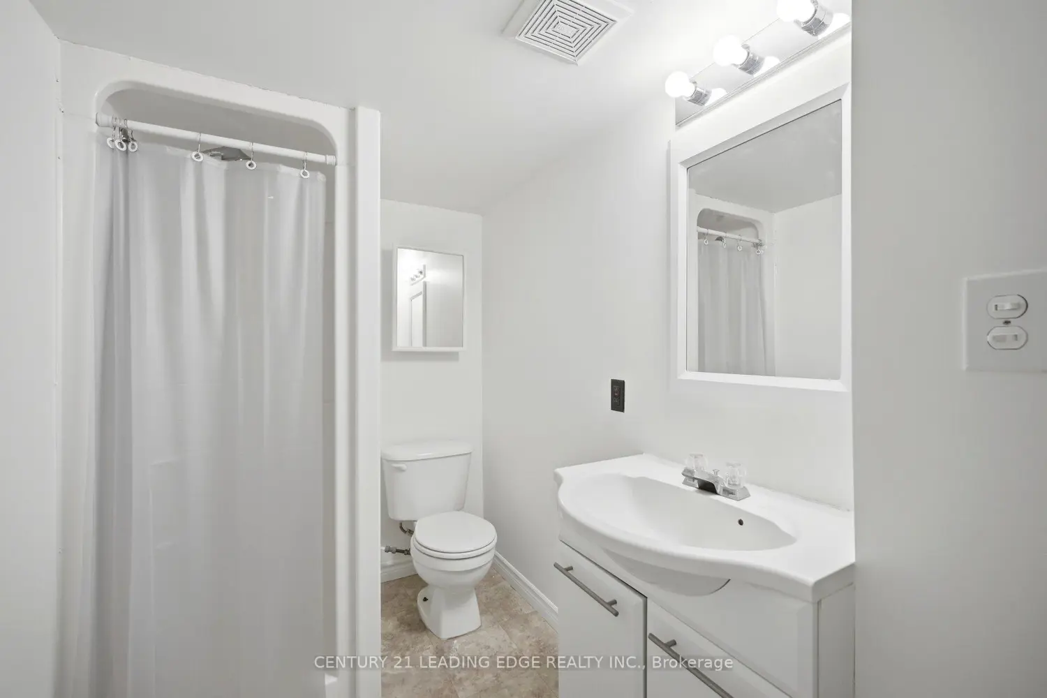 Additional image 17 of 923 Redbird Crescent