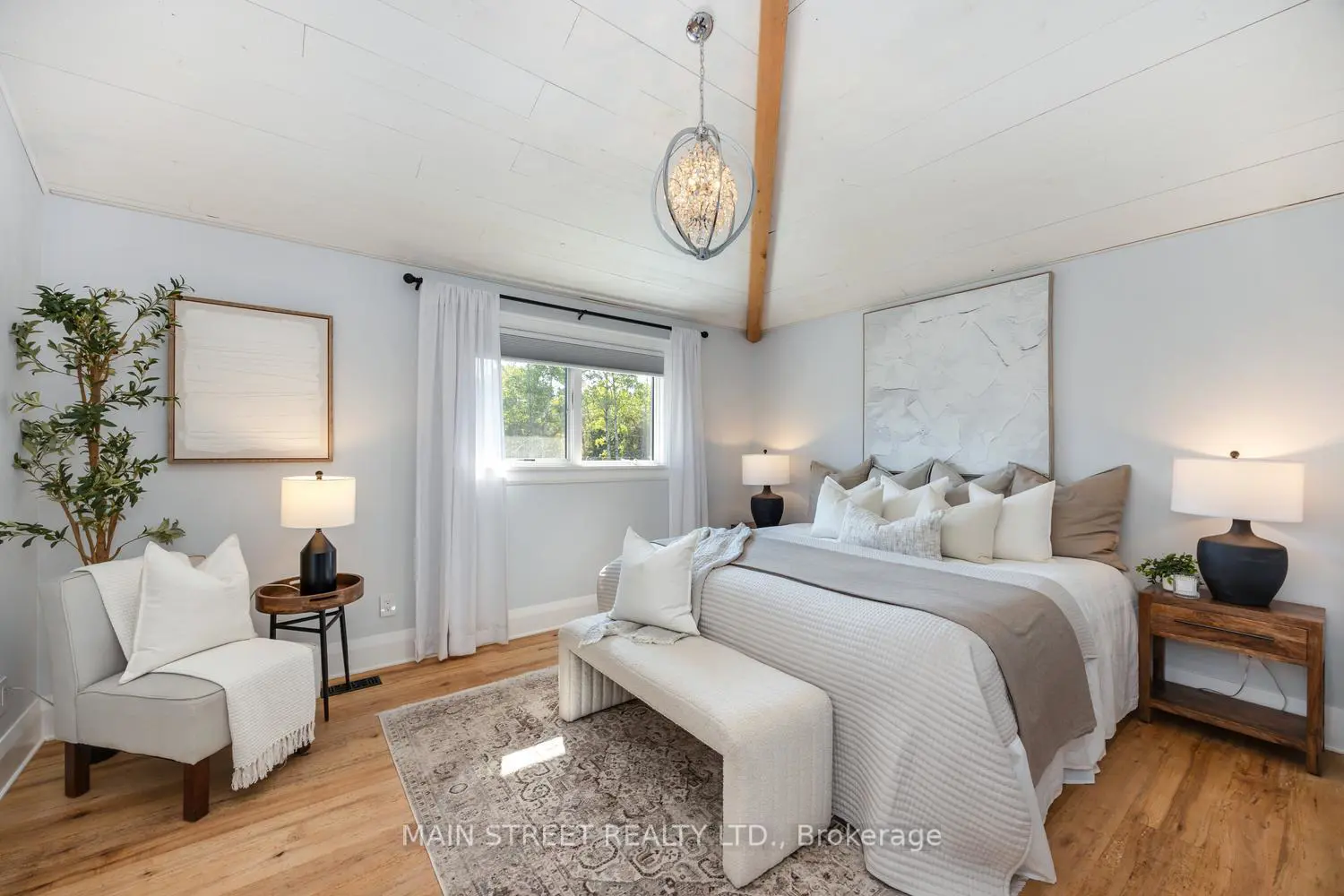 4730 Devitts Road photo 5