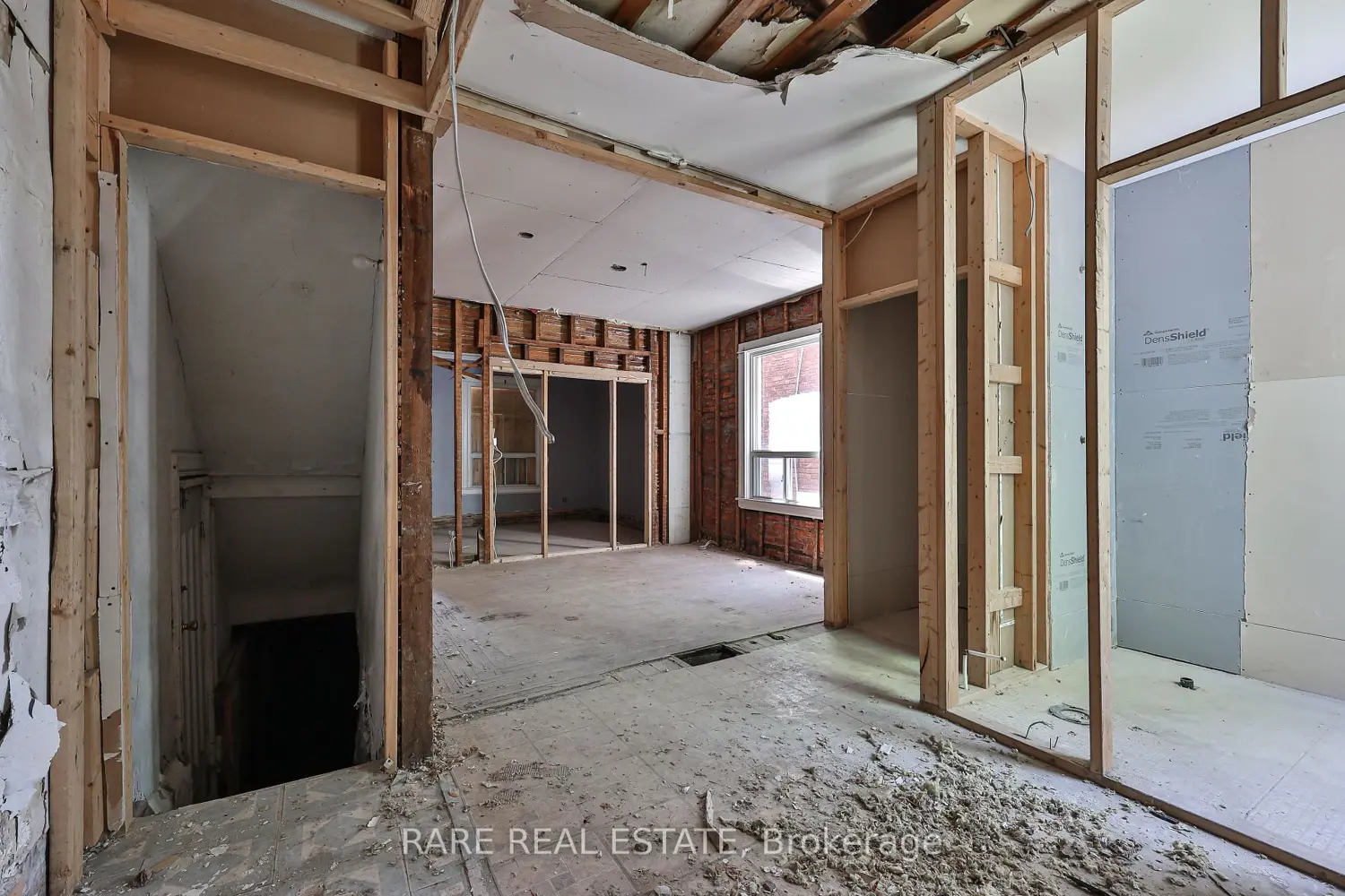 21 Chestnut Avenue photo 5