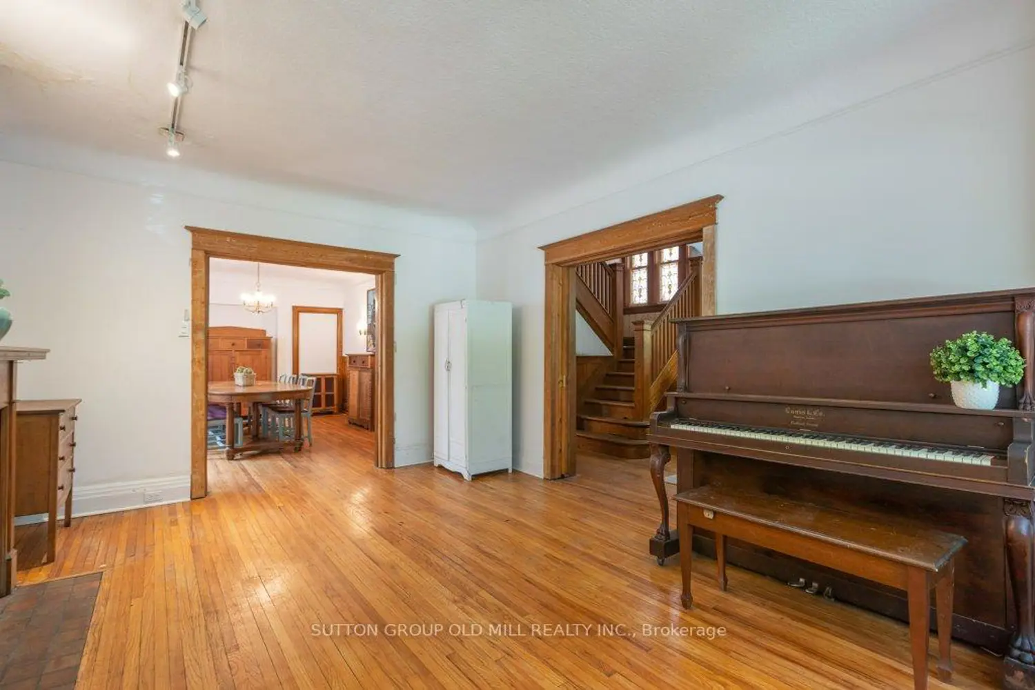 Additional image 2 of 19 Biggar Avenue