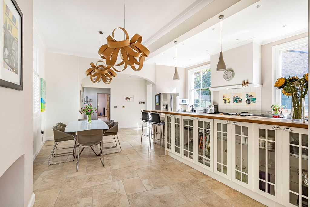 Additional image 32 of 5 bed semi-detached house for saleBarley Mow Road, Englefield Green, Egham, Surrey TW20