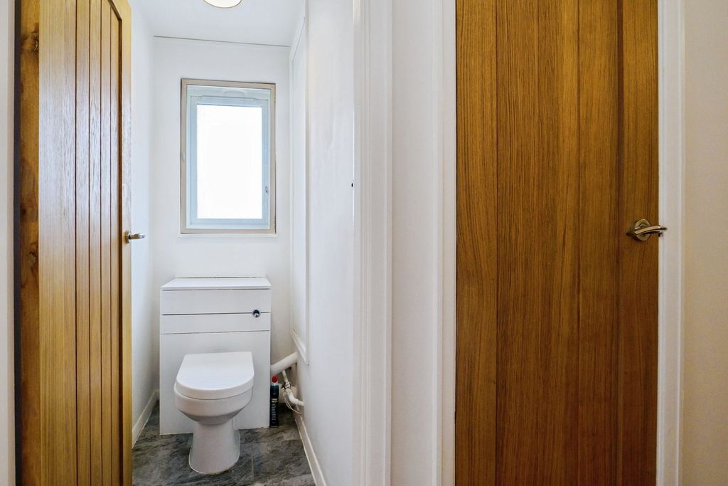 Additional image 17 of 3 bed flat for saleThe Gateway, Dover CT16