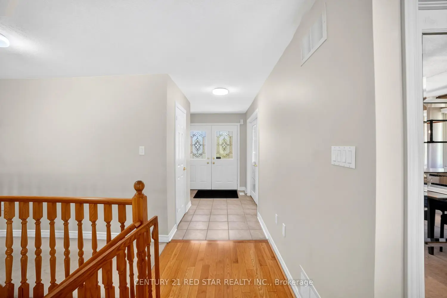 1775 Loretta Avenue photo 3