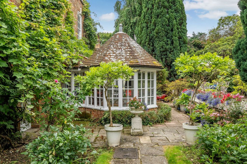 Additional image 19 of 4 bed detached house for saleChalk Lane, Epsom KT18