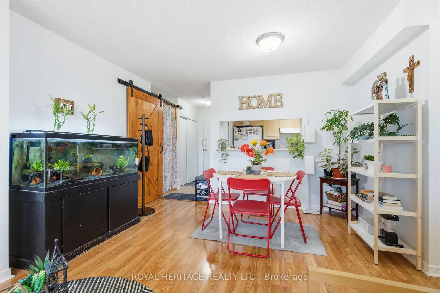 Additional image 7 of 1200 The Esplanade 501