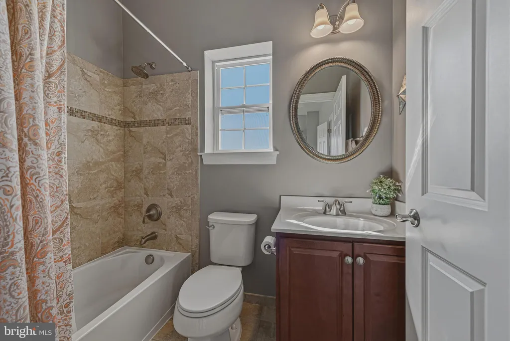 Additional image 34 of 42761 Prairie Merlin Court, Leesburg, VA 20176