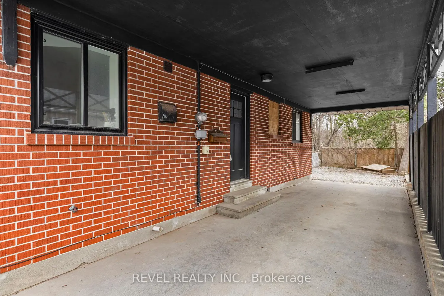 Additional image 13 of 99 Wellington Street