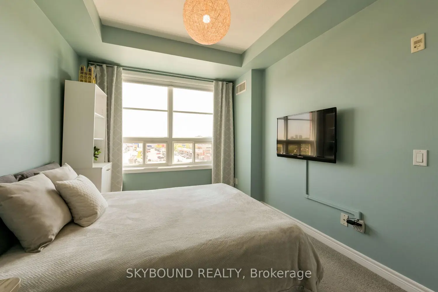 Additional image 10 of 1415 Lawrence Avenue 516