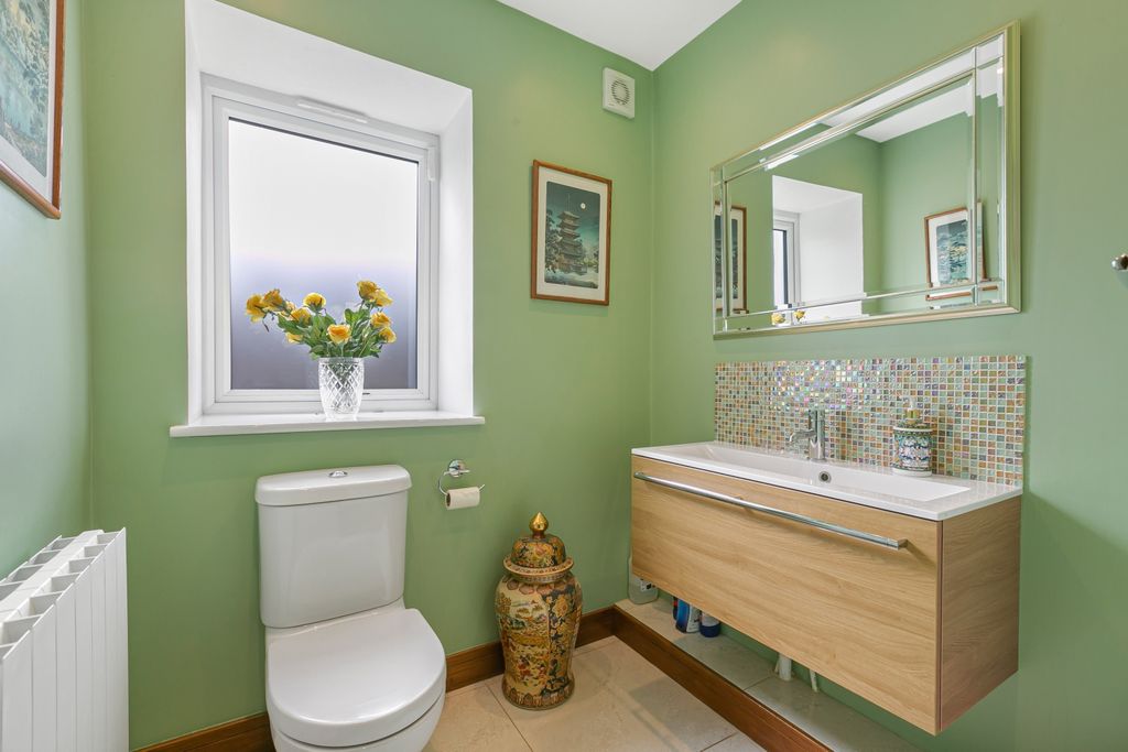 Additional image 10 of 5 bed detached house for saleAnners Close, Egham, Surrey TW20