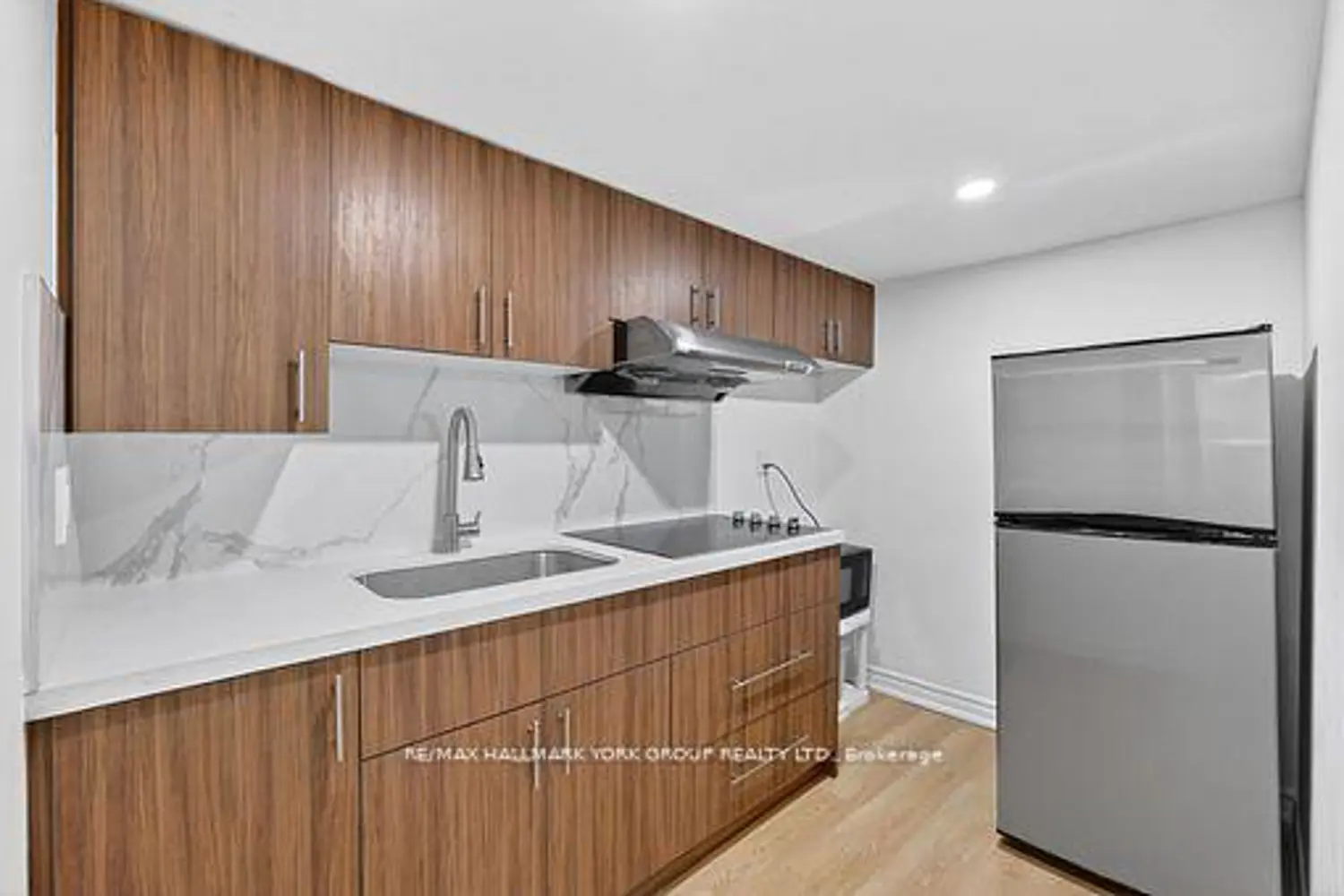 Additional image 12 of 82 Baywell Crescent