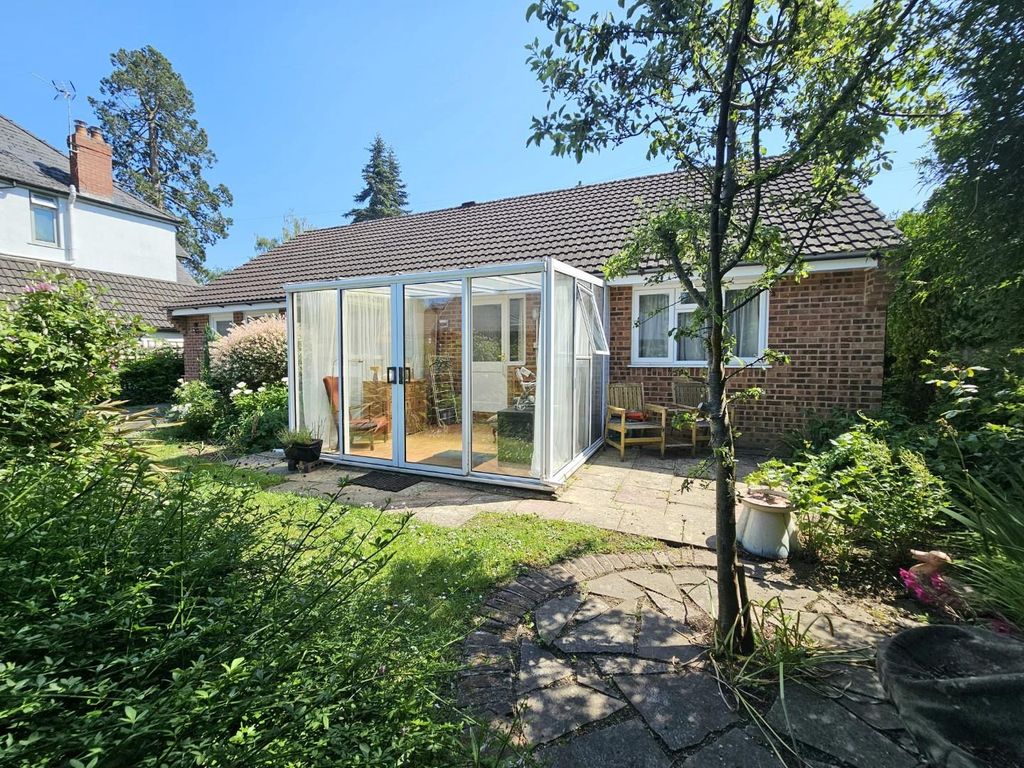 3 bed detached bungalow for saleUley Road, Dursley GL11