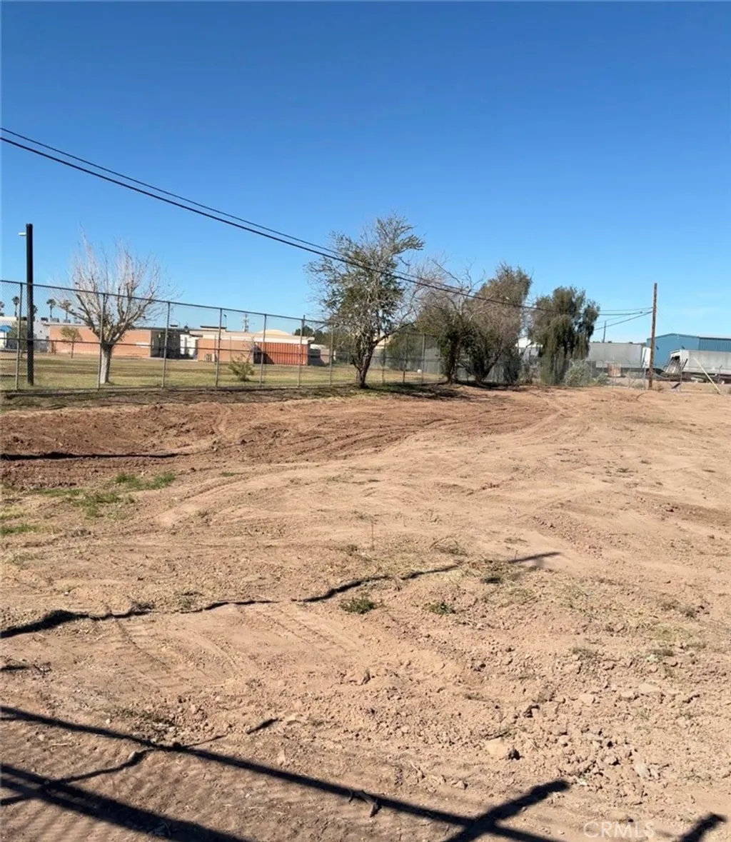 M L King Avenue, Calexico, CA 92231 photo 4