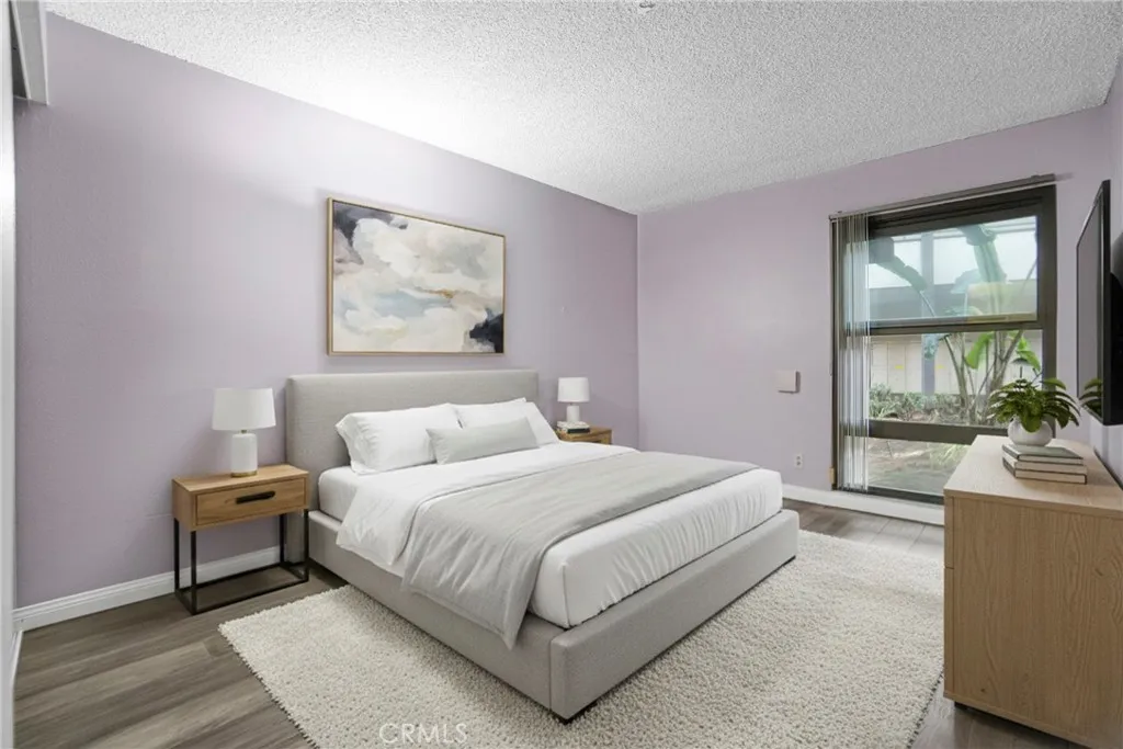 8650 Gulana Ave, Playa Del Rey, CA 90293 photo 4