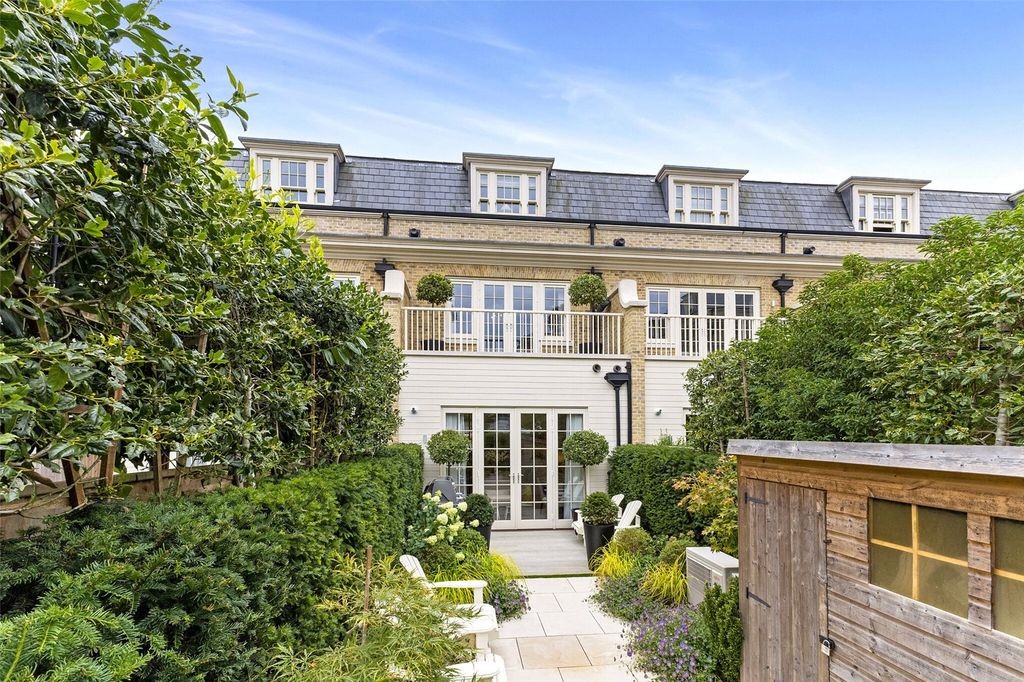 Additional image 31 of 3 bed terraced house for saleThe Barons, Englefield Green, Egham, Surrey TW20
