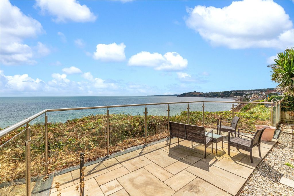5 bed detached house for saleExeter Road, Dawlish, Devon EX7