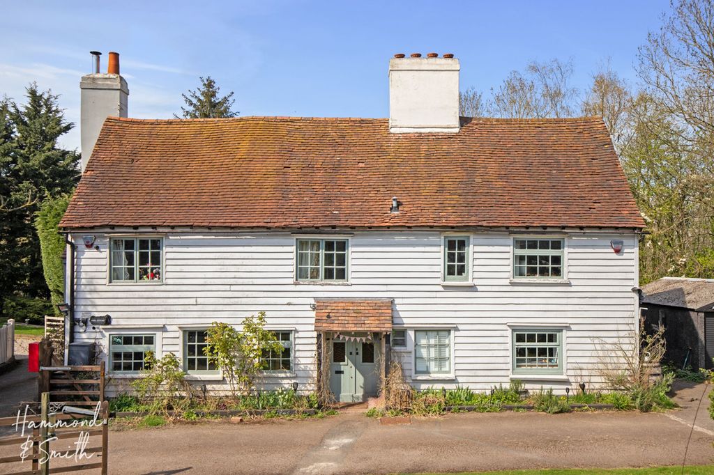 5 bed detached house for saleHigh Road, Epping CM16