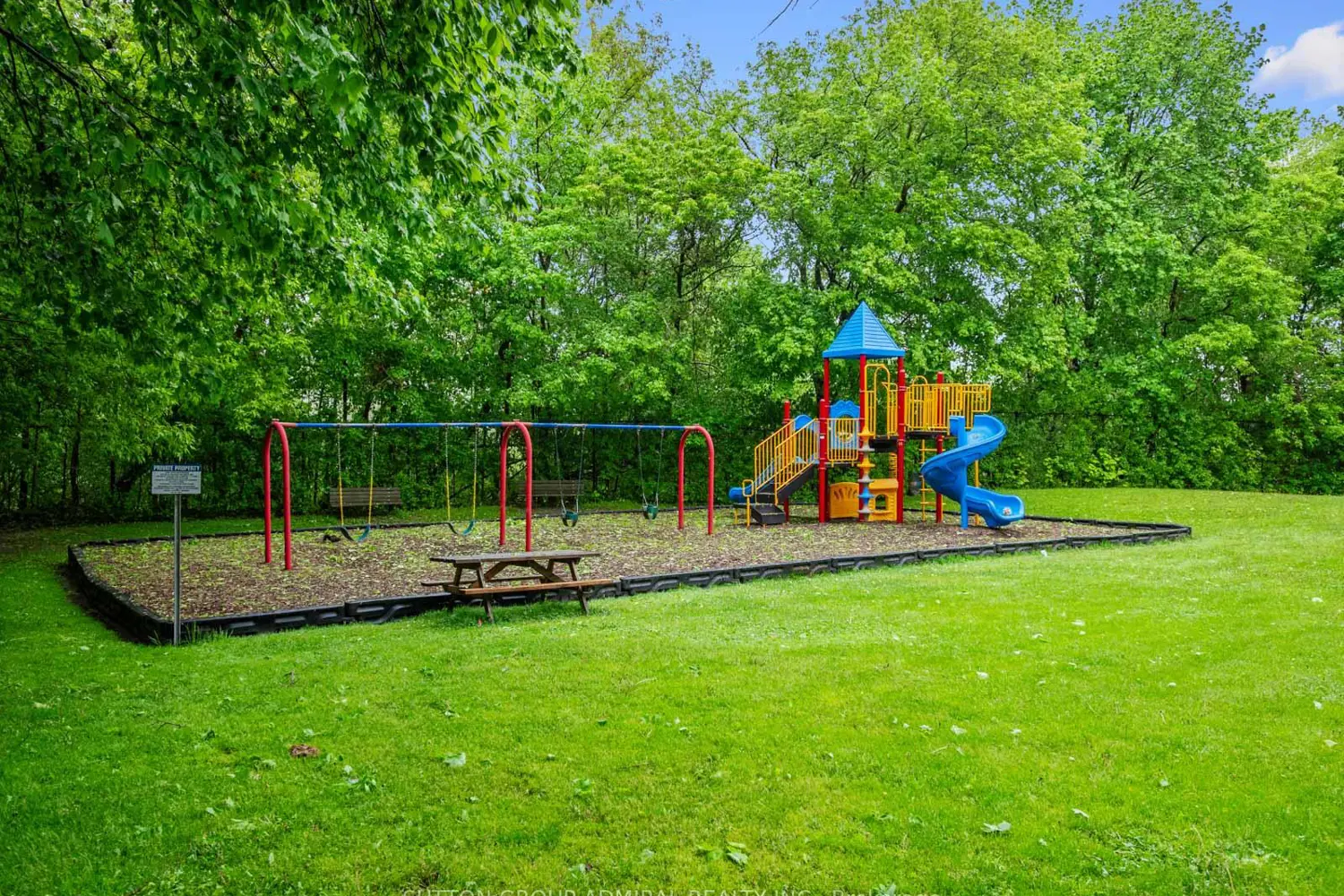 Additional image 13 of 20 Edgecliff Golfway 1603