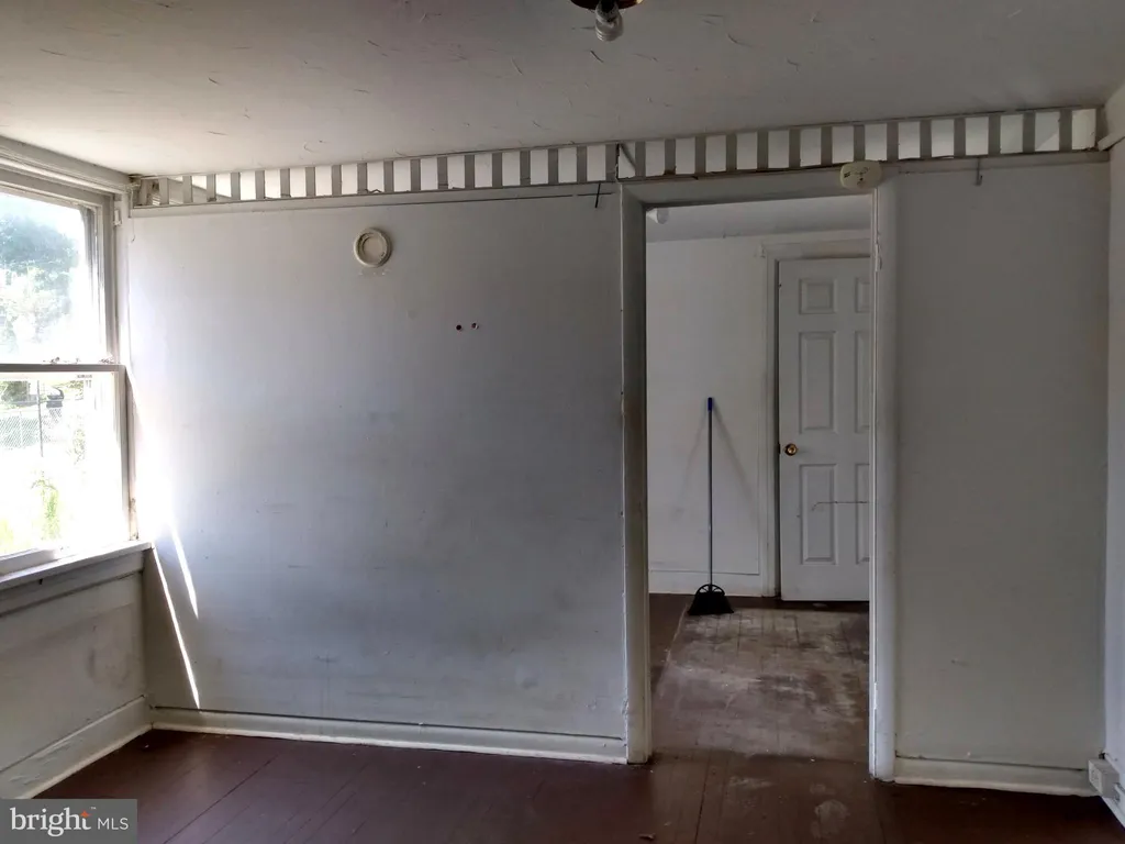 Additional image 8 of 121-123 W King Street, Chambersburg, PA 17201