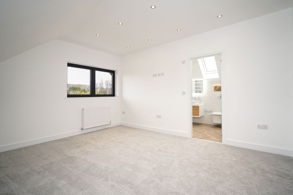 Additional image 34 of 4 bed detached house for sale3 Park Lane, Dronfield S18