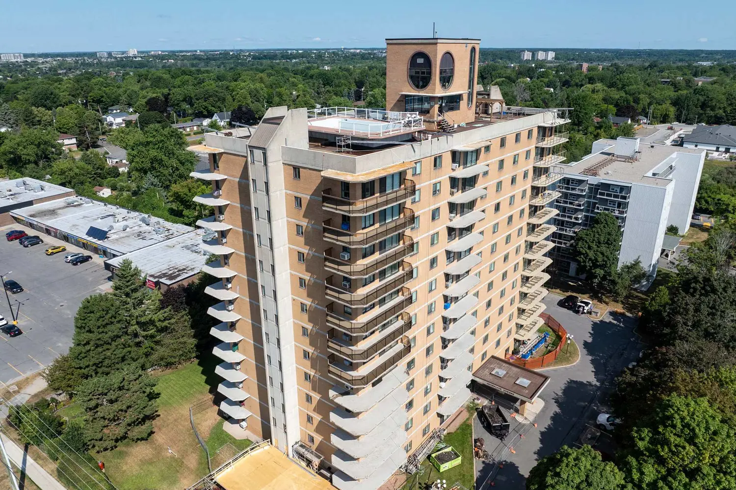 257 Bath Road 405