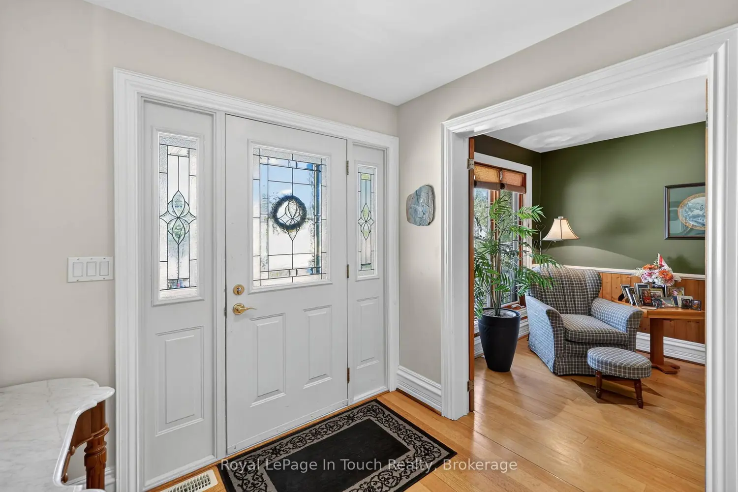 1092 Tiny Beaches Road photo 5