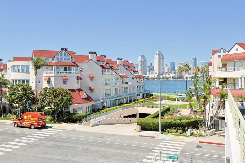 1220 1st Street Unit 303, Coronado, CA 92118