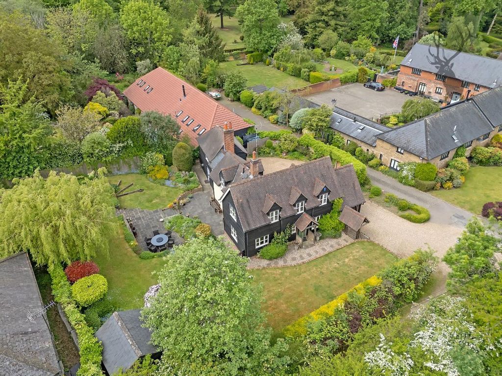 4 bed detached house for saleEpping CM16