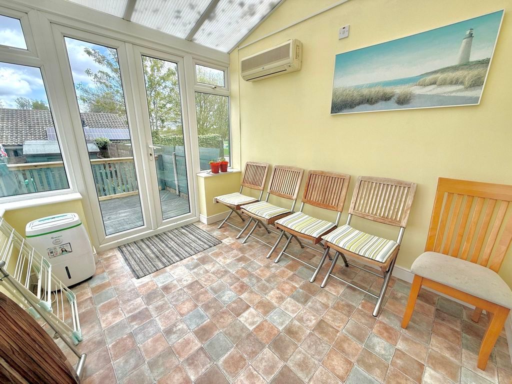 Additional image 10 of 4 bed semi-detached house for saleKirby Road, Dunstable LU6