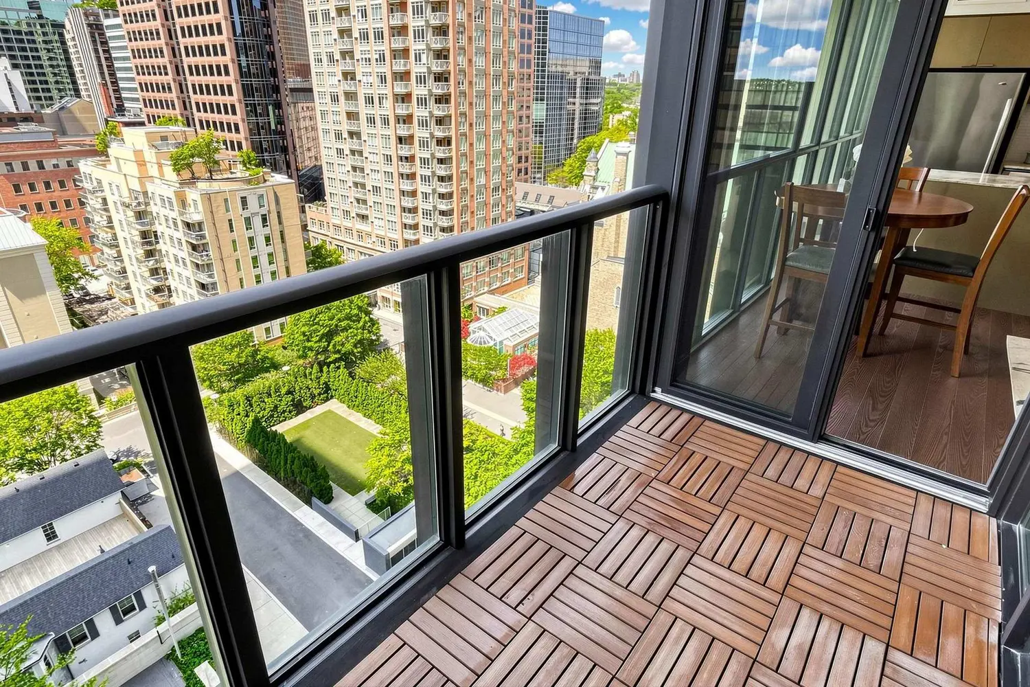 Additional image 17 of 110 Charles Street 1406
