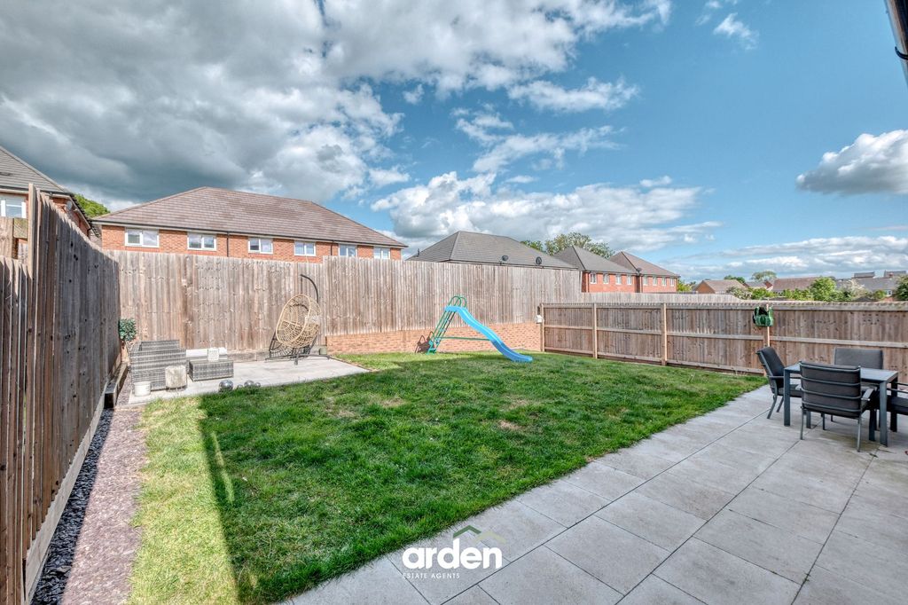 Additional image 11 of 4 bed detached house for saleWoodland Court, Droitwich WR9