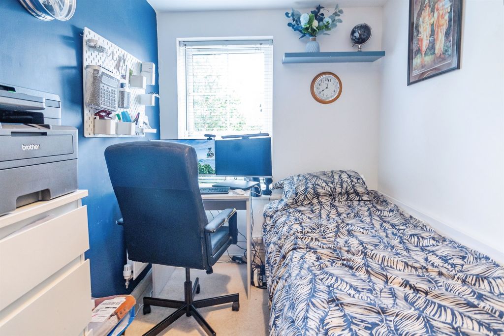 Additional image 12 of 2 bed flat for saleDesign Drive, Dunstable LU6