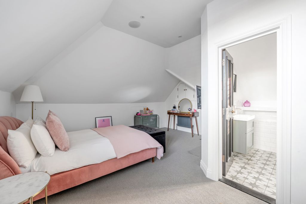 Additional image 14 of 4 bed terraced house for saleDowns Road, Epsom KT18