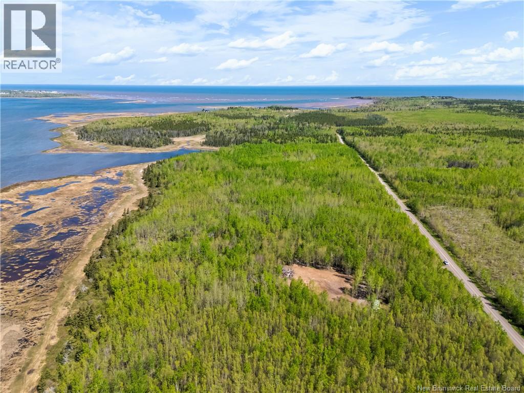 LOT Duguay Point Road
