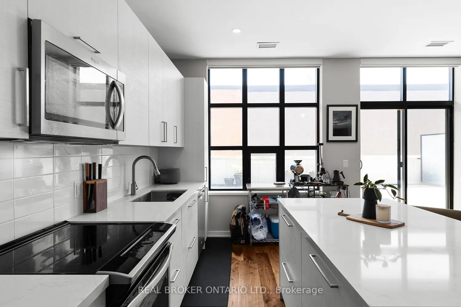 Additional image 3 of 21 Matchedash Street 204