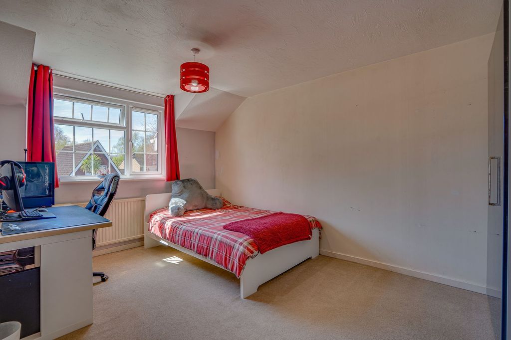 Additional image 19 of 4 bed detached house for saleCompton Close, Boyatt Wood, Eastleigh SO50
