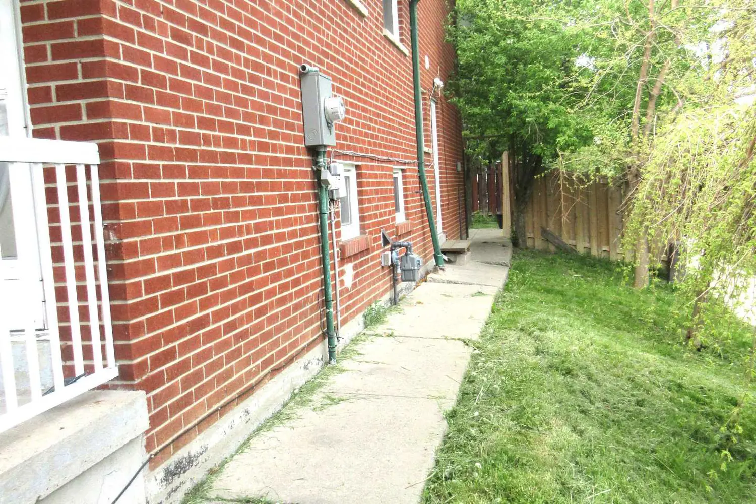 Additional image 2 of 1 Futura Drive