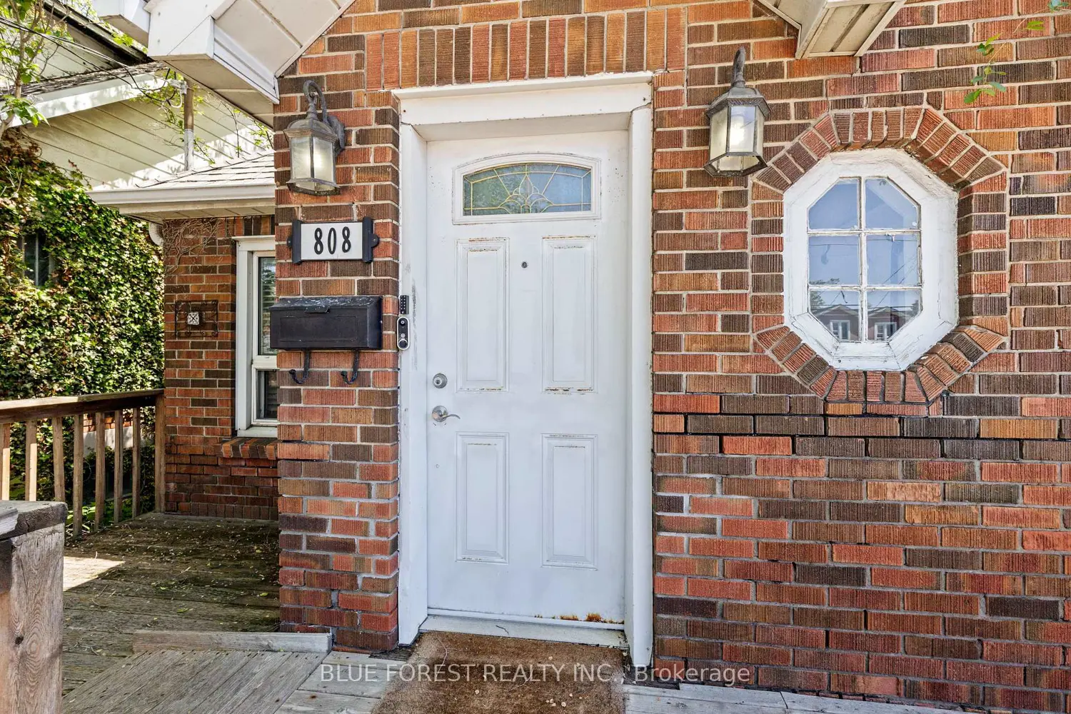 Additional image 3 of 808 Adelaide Street