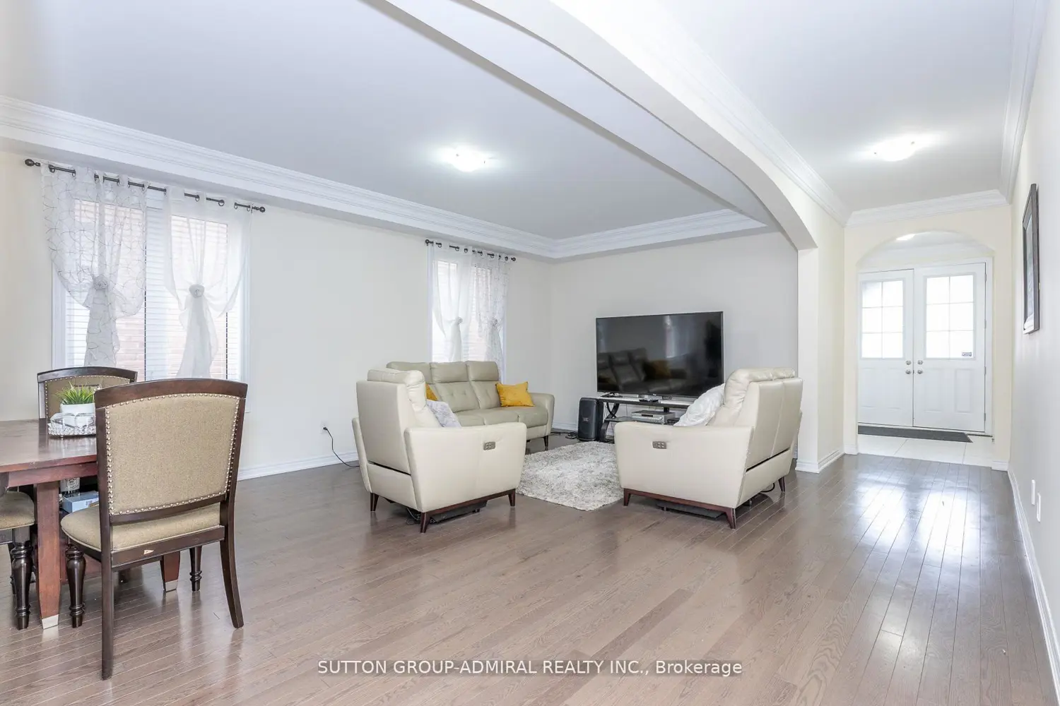 30 Albert Spencer Avenue photo 4