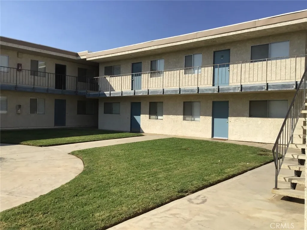 5036 W L-8 Avenue Unit 20, Lancaster, CA 93536