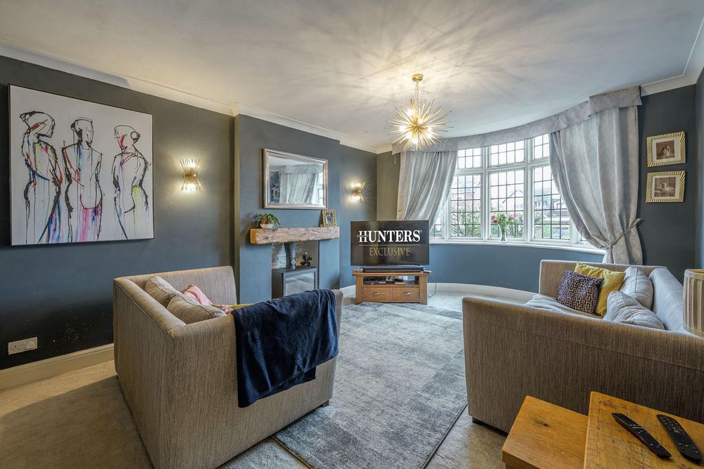 5 bed detached house for saleWolverhampton Road, Sedgley DY3 photo 3