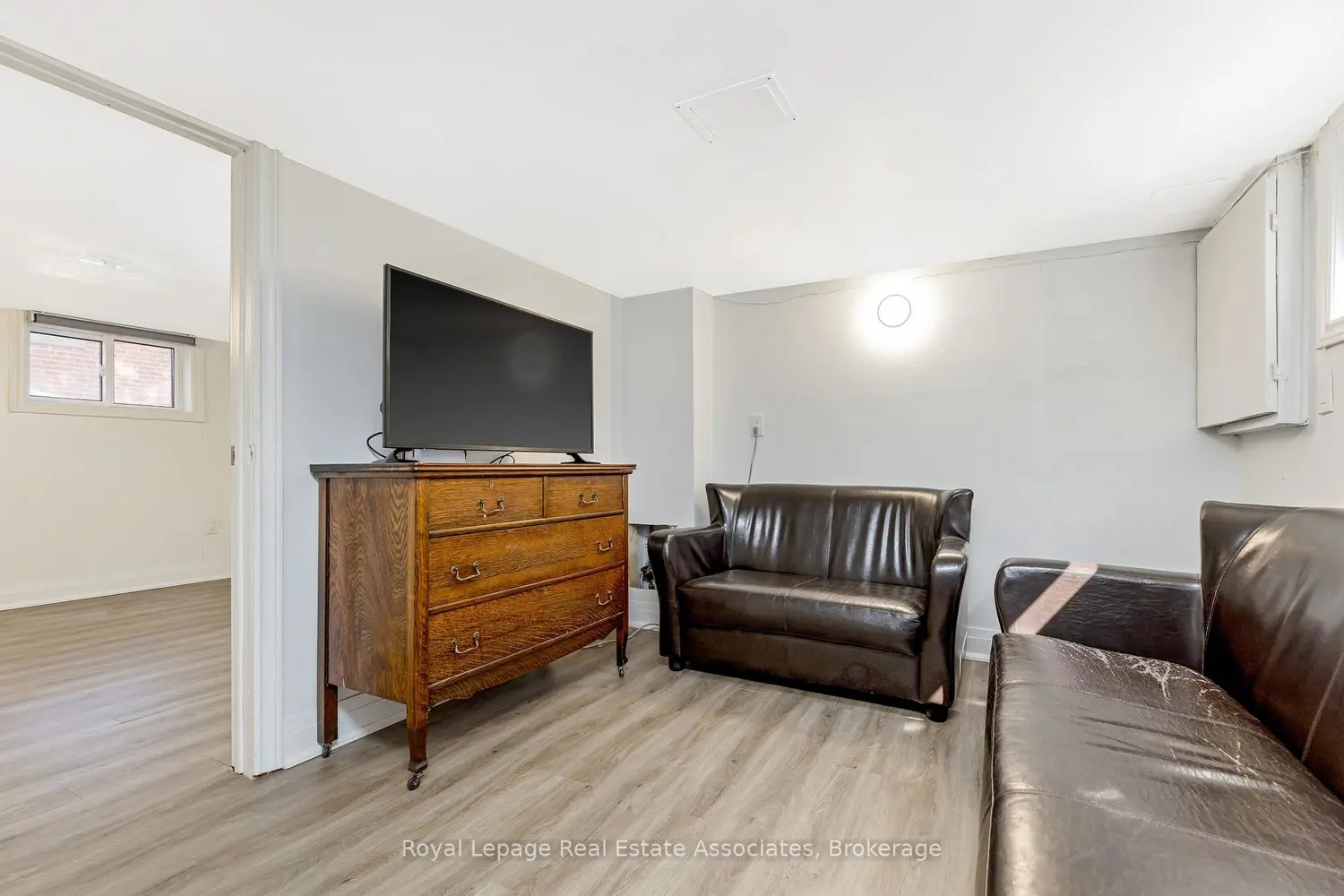 Additional image 13 of 19 Beaucourt Road