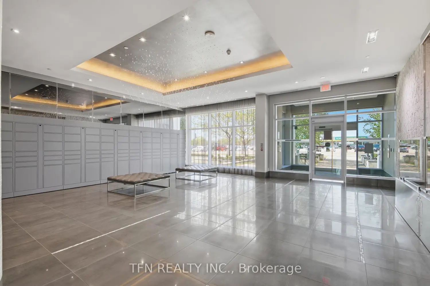 65 Speers Road 1501 photo 4