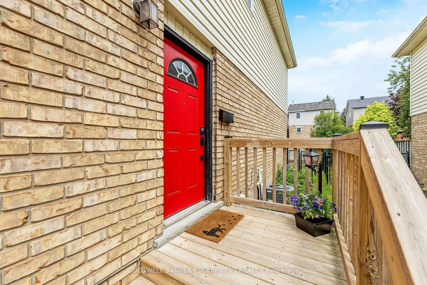 40 Danville Avenue photo 3
