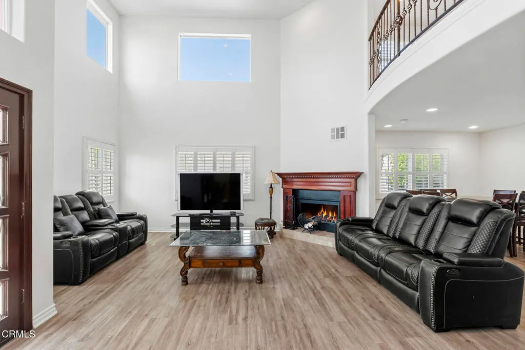 2546 Commerce Way, Commerce, CA 90040 photo 3