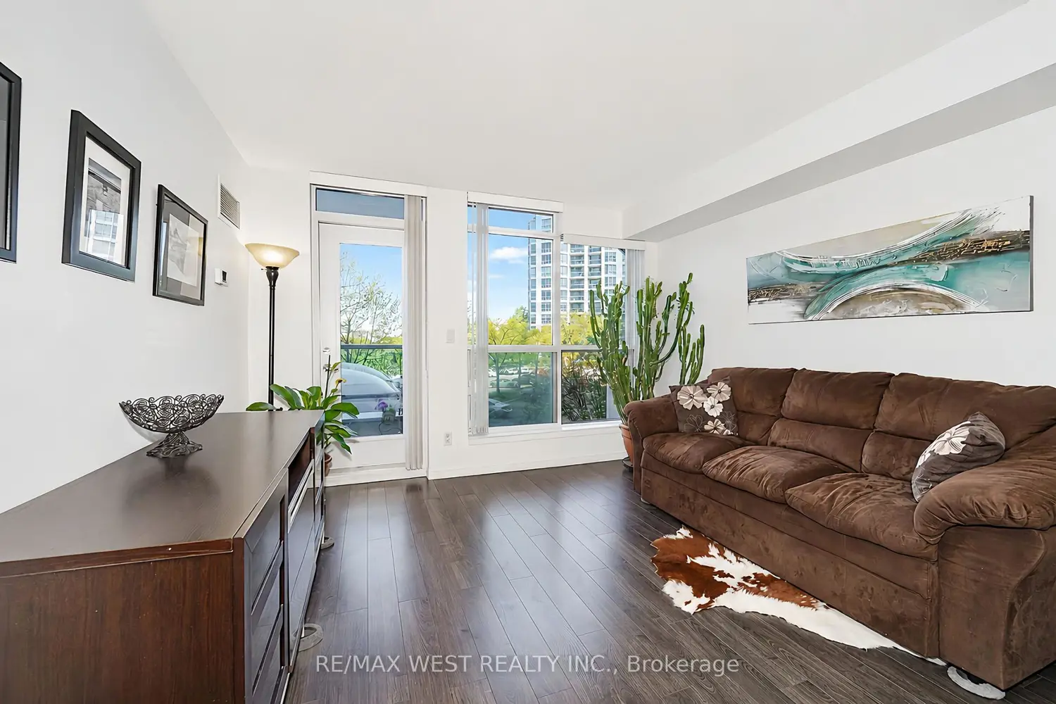 340 Watson Street 216 photo 3