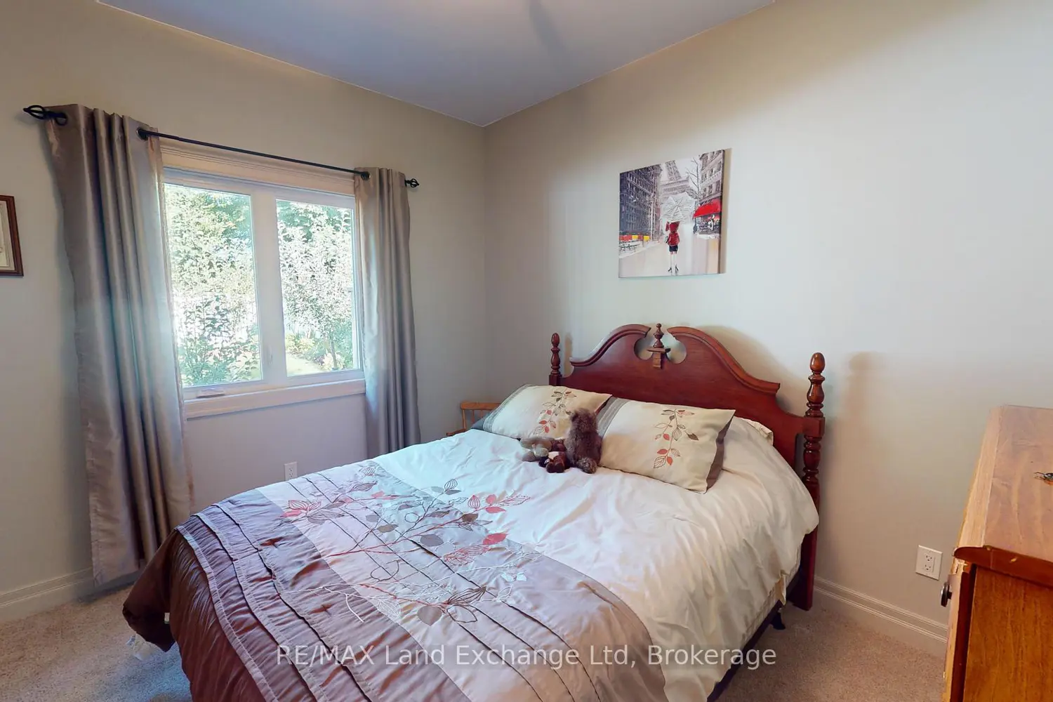 Additional image 7 of 661 Gloria Street